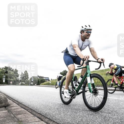 21.06.2026 - 29. Vierlanden-Triathlon H.Heesch http://msf.ph/oto/9904506 21.06.2026 10:26:44 Radfahren 58, 141, 177, 219, 386, 485 meine-sportfotos.de