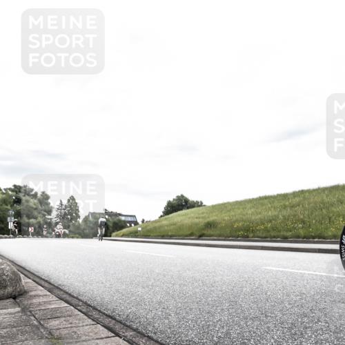 21.06.2026 - 29. Vierlanden-Triathlon H.Heesch http://msf.ph/oto/9904543 21.06.2026 10:27:05 Radfahren 43, 45, 64, 108, 128, 600, 624 meine-sportfotos.de