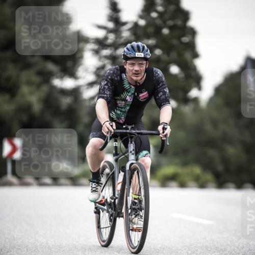 21.06.2026 - 29. Vierlanden-Triathlon H.Heesch http://msf.ph/oto/9904544 21.06.2026 10:20:28 Radfahren 176, 364, 435 meine-sportfotos.de