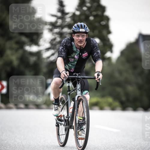 21.06.2026 - 29. Vierlanden-Triathlon H.Heesch http://msf.ph/oto/9904547 21.06.2026 10:20:28 Radfahren 176, 364, 435 meine-sportfotos.de