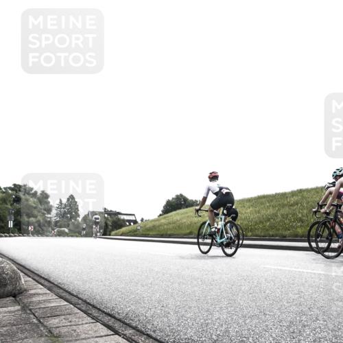 21.06.2026 - 29. Vierlanden-Triathlon H.Heesch http://msf.ph/oto/9904576 21.06.2026 10:54:39 Radfahren 94, 509, 552 meine-sportfotos.de