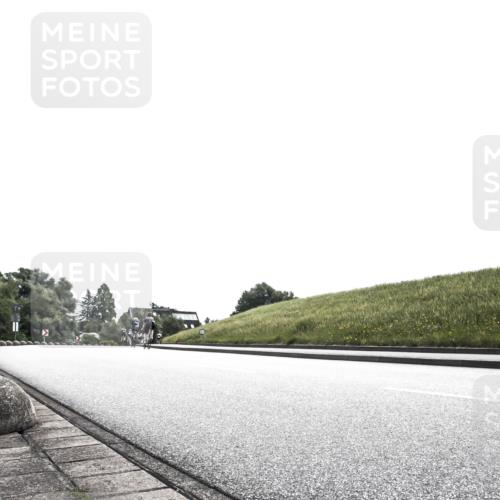 21.06.2026 - 29. Vierlanden-Triathlon H.Heesch http://msf.ph/oto/9904595 21.06.2026 10:54:46 Radfahren  meine-sportfotos.de