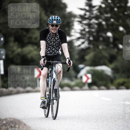 21.06.2026 - 29. Vierlanden-Triathlon H.Heesch http://msf.ph/oto/9904703 21.06.2026 10:21:02 Radfahren 36, 158, 406 meine-sportfotos.de