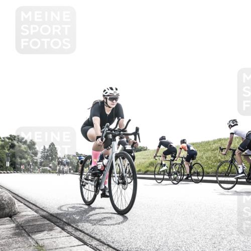 21.06.2026 - 29. Vierlanden-Triathlon H.Heesch http://msf.ph/oto/9904711 21.06.2026 10:57:07 Radfahren 145, 255, 514, 585 meine-sportfotos.de
