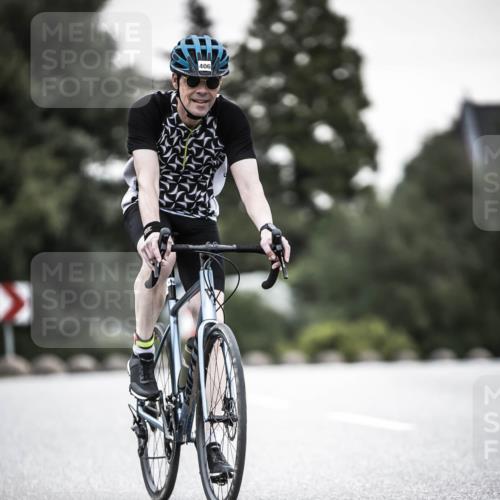 21.06.2026 - 29. Vierlanden-Triathlon H.Heesch http://msf.ph/oto/9904731 21.06.2026 10:21:02 Radfahren 36, 158, 406 meine-sportfotos.de