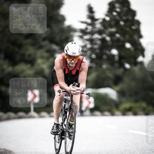 21.06.2026 - 29. Vierlanden-Triathlon H.Heesch http://msf.ph/oto/9904753 21.06.2026 10:21:14 Radfahren 229, 411, 620, 1353 meine-sportfotos.de