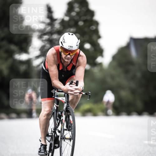 21.06.2026 - 29. Vierlanden-Triathlon H.Heesch http://msf.ph/oto/9904771 21.06.2026 10:21:14 Radfahren 229, 411, 620, 1353 meine-sportfotos.de