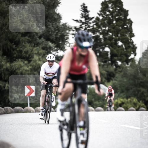21.06.2026 - 29. Vierlanden-Triathlon H.Heesch http://msf.ph/oto/9904814 21.06.2026 10:21:20 Radfahren 411, 609, 620 meine-sportfotos.de