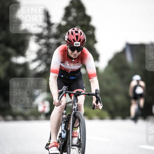 21.06.2026 - 29. Vierlanden-Triathlon H.Heesch http://msf.ph/oto/9904845 21.06.2026 10:21:26 Radfahren 192, 284, 609 meine-sportfotos.de