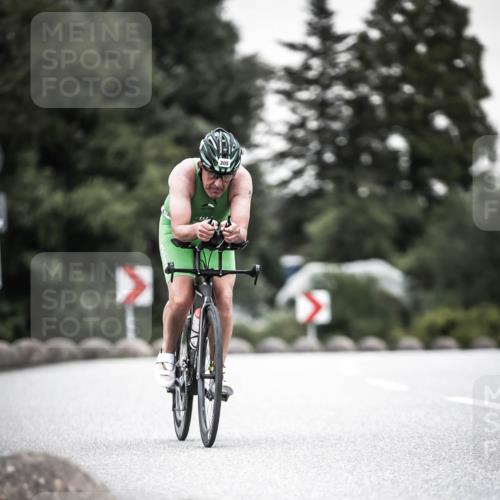 21.06.2026 - 29. Vierlanden-Triathlon H.Heesch http://msf.ph/oto/9904865 21.06.2026 10:21:38 Radfahren 14, 123, 205 meine-sportfotos.de