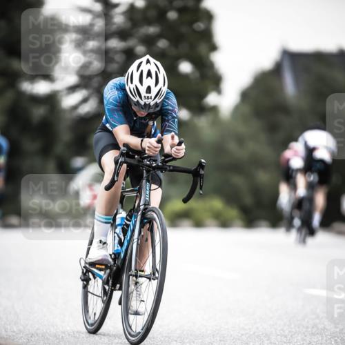 21.06.2026 - 29. Vierlanden-Triathlon H.Heesch http://msf.ph/oto/9905325 21.06.2026 10:23:56 Radfahren 200, 293, 584 meine-sportfotos.de