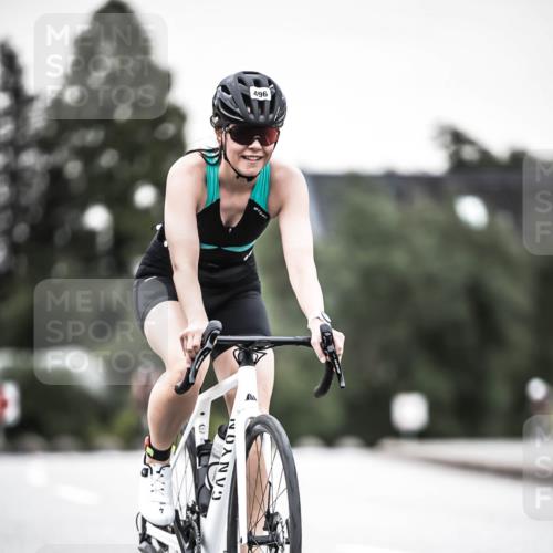 21.06.2026 - 29. Vierlanden-Triathlon H.Heesch http://msf.ph/oto/9905559 21.06.2026 10:24:05 Radfahren 32, 293, 335, 496 meine-sportfotos.de