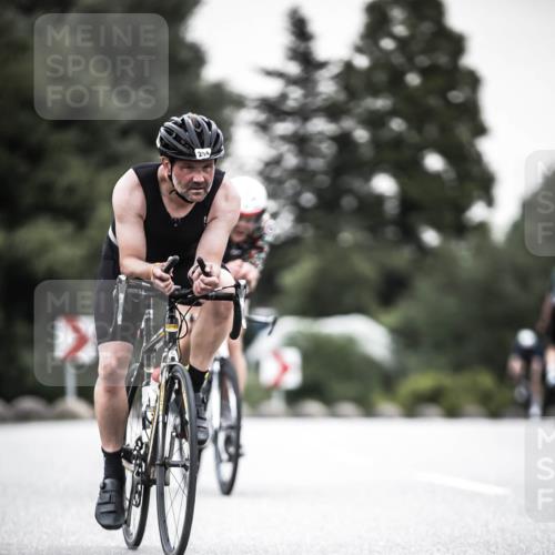 21.06.2026 - 29. Vierlanden-Triathlon H.Heesch http://msf.ph/oto/9905637 21.06.2026 10:24:13 Radfahren 32, 172, 204, 240 meine-sportfotos.de