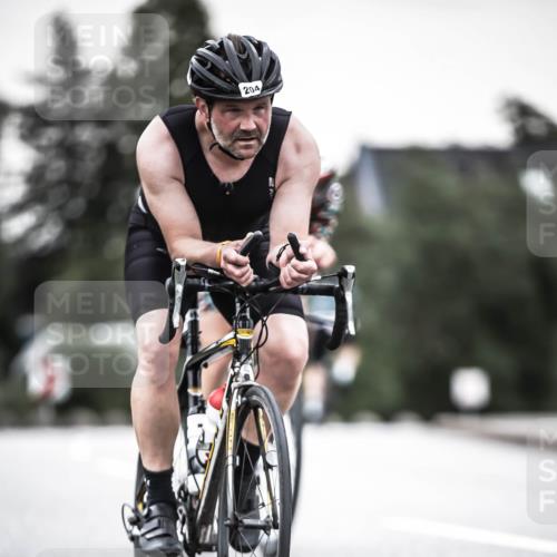 21.06.2026 - 29. Vierlanden-Triathlon H.Heesch http://msf.ph/oto/9905702 21.06.2026 10:24:13 Radfahren 32, 172, 204, 240 meine-sportfotos.de