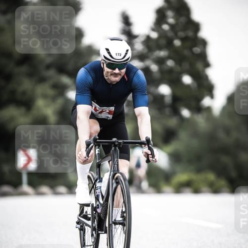 21.06.2026 - 29. Vierlanden-Triathlon H.Heesch http://msf.ph/oto/9905876 21.06.2026 10:24:20 Radfahren 74, 172, 196, 240, 377, 545 meine-sportfotos.de