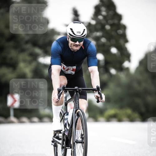 21.06.2026 - 29. Vierlanden-Triathlon H.Heesch http://msf.ph/oto/9905882 21.06.2026 10:24:20 Radfahren 74, 172, 196, 240, 377, 545 meine-sportfotos.de