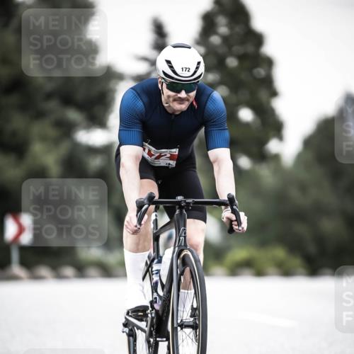 21.06.2026 - 29. Vierlanden-Triathlon H.Heesch http://msf.ph/oto/9905885 21.06.2026 10:24:20 Radfahren 74, 172, 196, 240, 377, 545 meine-sportfotos.de