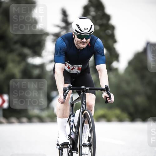 21.06.2026 - 29. Vierlanden-Triathlon H.Heesch http://msf.ph/oto/9905887 21.06.2026 10:24:20 Radfahren 74, 172, 196, 240, 377, 545 meine-sportfotos.de