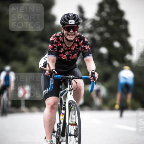 21.06.2026 - 29. Vierlanden-Triathlon H.Heesch http://msf.ph/oto/9906177 21.06.2026 10:24:33 Radfahren 71, 84, 94, 169, 370, 552, 622, 625 meine-sportfotos.de