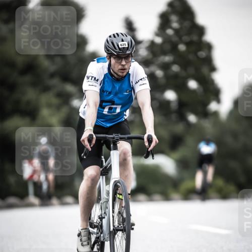 21.06.2026 - 29. Vierlanden-Triathlon H.Heesch http://msf.ph/oto/9906267 21.06.2026 10:24:36 Radfahren 71, 207, 552, 622, 625 meine-sportfotos.de