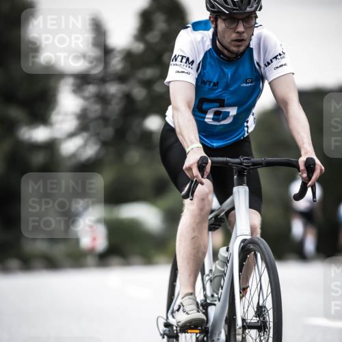 21.06.2026 - 29. Vierlanden-Triathlon H.Heesch http://msf.ph/oto/9906309 21.06.2026 10:24:36 Radfahren 71, 207, 552, 622, 625 meine-sportfotos.de