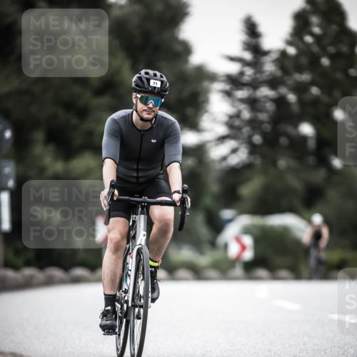21.06.2026 - 29. Vierlanden-Triathlon H.Heesch http://msf.ph/oto/9906341 21.06.2026 10:24:40 Radfahren 71, 207, 509, 562 meine-sportfotos.de