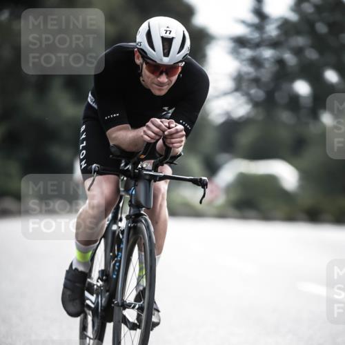 21.06.2026 - 29. Vierlanden-Triathlon H.Heesch http://msf.ph/oto/9906343 21.06.2026 09:19:41 Radfahren 4, 77, 219 meine-sportfotos.de