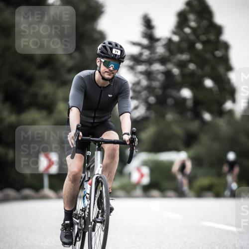 21.06.2026 - 29. Vierlanden-Triathlon H.Heesch http://msf.ph/oto/9906362 21.06.2026 10:24:40 Radfahren 71, 207, 509, 562 meine-sportfotos.de