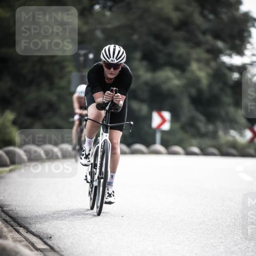 21.06.2026 - 29. Vierlanden-Triathlon H.Heesch http://msf.ph/oto/9906369 21.06.2026 09:19:56 Radfahren 32, 112, 267, 298 meine-sportfotos.de