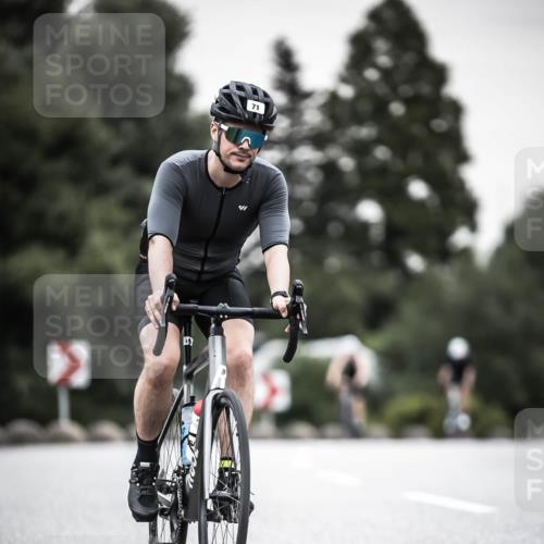 21.06.2026 - 29. Vierlanden-Triathlon H.Heesch http://msf.ph/oto/9906374 21.06.2026 10:24:40 Radfahren 71, 207, 509, 562 meine-sportfotos.de
