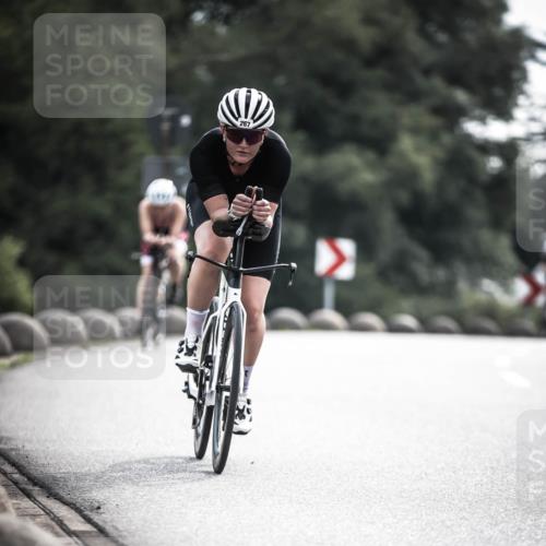 21.06.2026 - 29. Vierlanden-Triathlon H.Heesch http://msf.ph/oto/9906375 21.06.2026 09:19:56 Radfahren 32, 112, 267, 298 meine-sportfotos.de