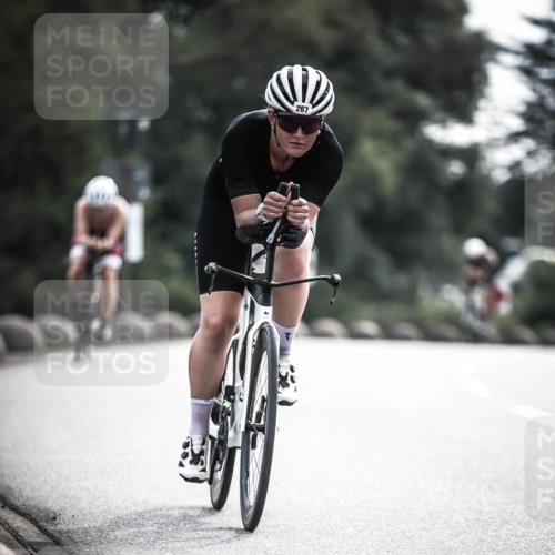 21.06.2026 - 29. Vierlanden-Triathlon H.Heesch http://msf.ph/oto/9906393 21.06.2026 09:19:57 Radfahren 32, 267, 298 meine-sportfotos.de