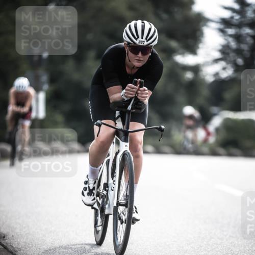 21.06.2026 - 29. Vierlanden-Triathlon H.Heesch http://msf.ph/oto/9906402 21.06.2026 09:19:57 Radfahren 32, 267, 298 meine-sportfotos.de