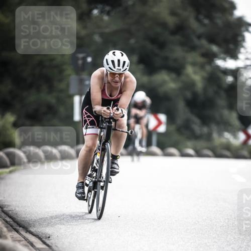 21.06.2026 - 29. Vierlanden-Triathlon H.Heesch http://msf.ph/oto/9906420 21.06.2026 09:19:59 Radfahren 32, 267, 298 meine-sportfotos.de