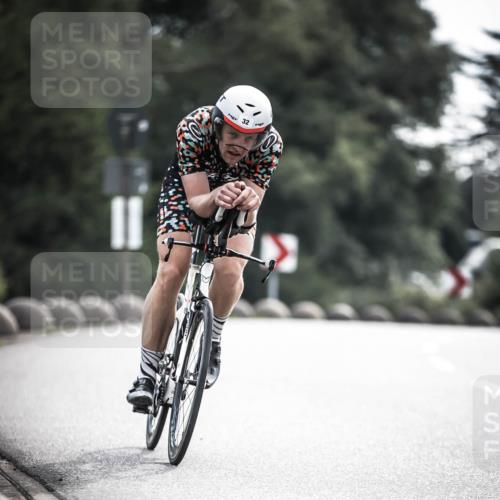 21.06.2026 - 29. Vierlanden-Triathlon H.Heesch http://msf.ph/oto/9906471 21.06.2026 09:20:01 Radfahren 32, 298 meine-sportfotos.de