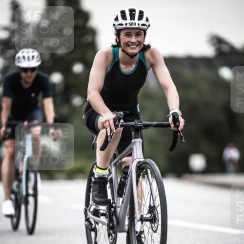 21.06.2026 - 29. Vierlanden-Triathlon H.Heesch http://msf.ph/oto/9906516 21.06.2026 10:24:47 Radfahren 178, 509, 562 meine-sportfotos.de
