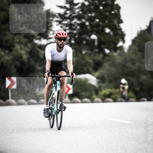 21.06.2026 - 29. Vierlanden-Triathlon H.Heesch http://msf.ph/oto/9906519 21.06.2026 10:24:55 Radfahren 33, 253, 577 meine-sportfotos.de