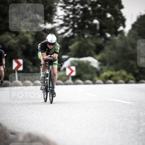 21.06.2026 - 29. Vierlanden-Triathlon H.Heesch http://msf.ph/oto/9906606 21.06.2026 10:25:01 Radfahren 42, 210, 253, 480, 577 meine-sportfotos.de