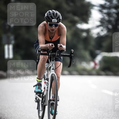 21.06.2026 - 29. Vierlanden-Triathlon H.Heesch http://msf.ph/oto/9906617 21.06.2026 09:20:43 Radfahren 45, 253 meine-sportfotos.de