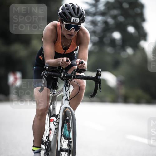 21.06.2026 - 29. Vierlanden-Triathlon H.Heesch http://msf.ph/oto/9906635 21.06.2026 09:20:43 Radfahren 45, 253 meine-sportfotos.de