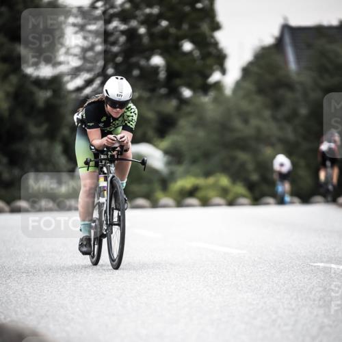 21.06.2026 - 29. Vierlanden-Triathlon H.Heesch http://msf.ph/oto/9906655 21.06.2026 10:25:02 Radfahren 42, 210, 253, 480, 577 meine-sportfotos.de