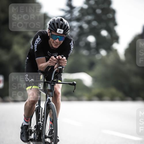 21.06.2026 - 29. Vierlanden-Triathlon H.Heesch http://msf.ph/oto/9906722 21.06.2026 09:20:55 Radfahren 21, 38, 57, 67, 82, 142 meine-sportfotos.de