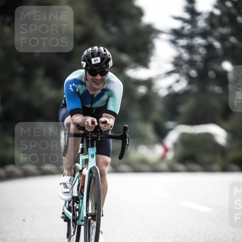 21.06.2026 - 29. Vierlanden-Triathlon H.Heesch http://msf.ph/oto/9906740 21.06.2026 09:20:57 Radfahren 21, 38, 57, 67, 82, 109, 142 meine-sportfotos.de