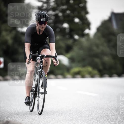 21.06.2026 - 29. Vierlanden-Triathlon H.Heesch http://msf.ph/oto/9906755 21.06.2026 10:25:04 Radfahren 42, 210, 253, 480, 577 meine-sportfotos.de