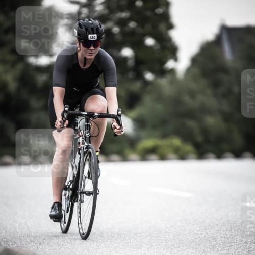 21.06.2026 - 29. Vierlanden-Triathlon H.Heesch http://msf.ph/oto/9906761 21.06.2026 10:25:04 Radfahren 42, 210, 253, 480, 577 meine-sportfotos.de