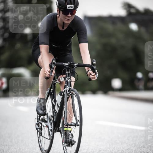 21.06.2026 - 29. Vierlanden-Triathlon H.Heesch http://msf.ph/oto/9906801 21.06.2026 10:25:04 Radfahren 42, 210, 253, 480, 577 meine-sportfotos.de