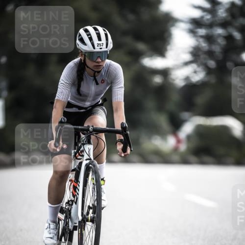 21.06.2026 - 29. Vierlanden-Triathlon H.Heesch http://msf.ph/oto/9906829 21.06.2026 09:21:11 Radfahren 13, 88, 257 meine-sportfotos.de