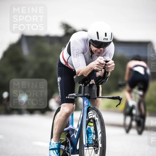 21.06.2026 - 29. Vierlanden-Triathlon H.Heesch http://msf.ph/oto/9906854 21.06.2026 10:25:08 Radfahren 42, 76, 77, 98, 107, 210 meine-sportfotos.de