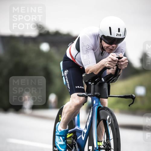 21.06.2026 - 29. Vierlanden-Triathlon H.Heesch http://msf.ph/oto/9906863 21.06.2026 10:25:08 Radfahren 42, 76, 77, 98, 107, 210 meine-sportfotos.de