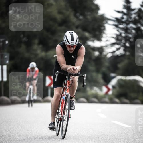 21.06.2026 - 29. Vierlanden-Triathlon H.Heesch http://msf.ph/oto/9906913 21.06.2026 09:21:25 Radfahren 136, 141, 164, 207, 239, 272 meine-sportfotos.de
